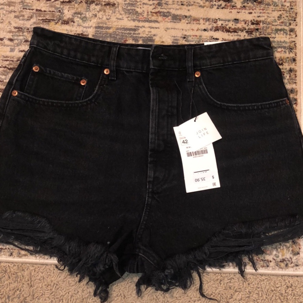 Zara high rise shorts NWT